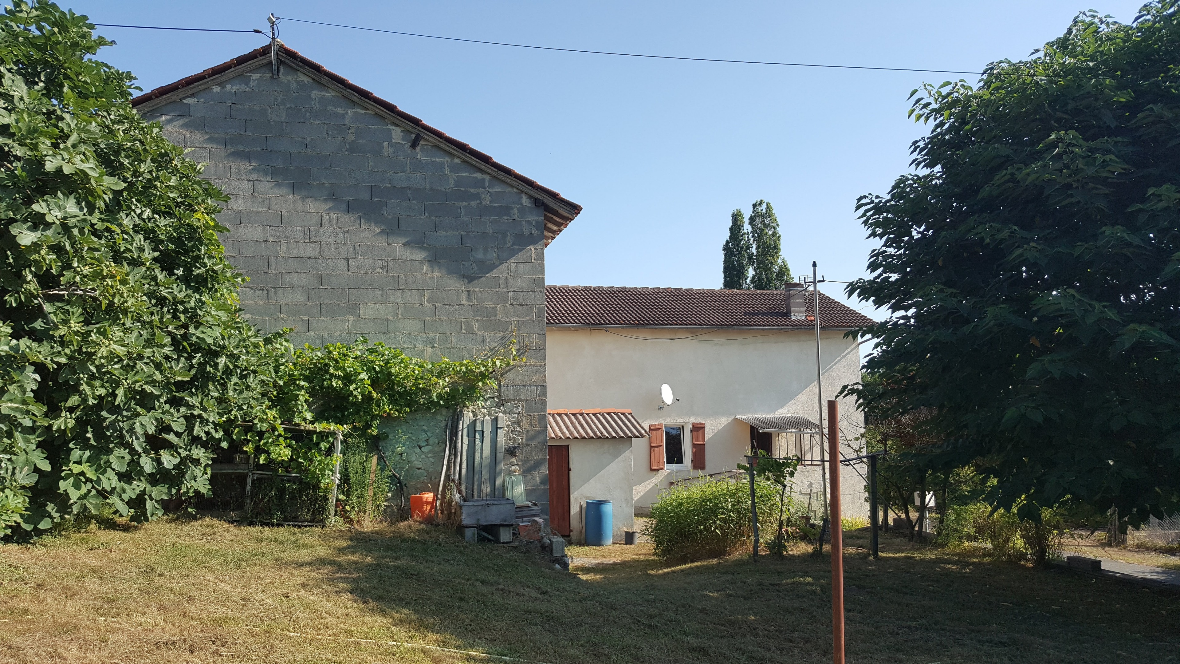 vente dordogne,corps de ferme, saint Victor,secteur saint méard
