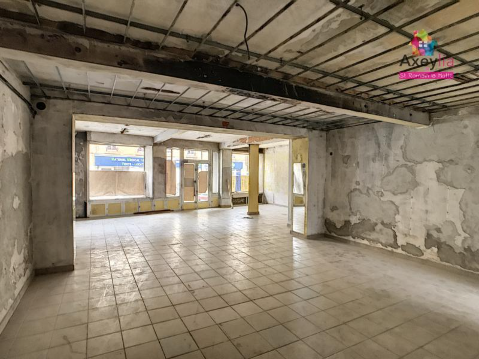 vente A VENDRE LOCAL COMMERCIAL