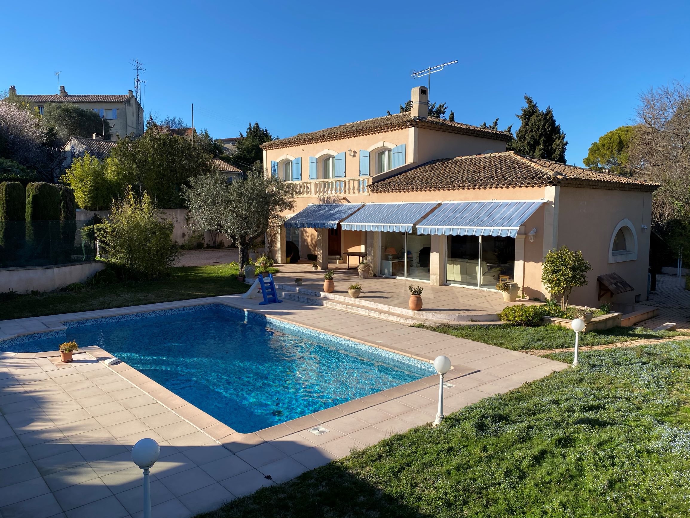 vente Aux PennesMirabeau (13),Une luxueuse villa vous attend