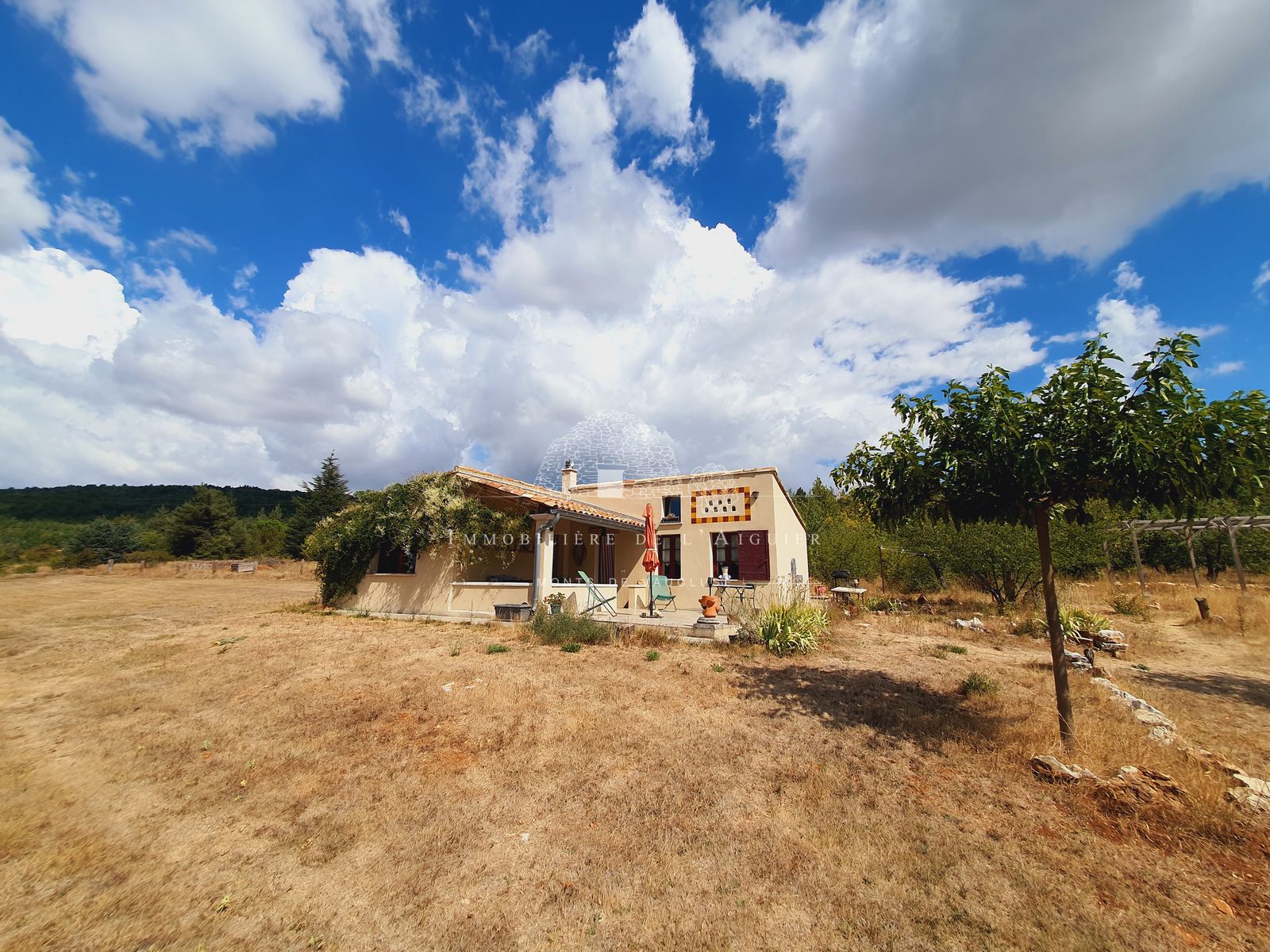 Vente Hameau de Saint Saturnin les Apt (84490) mazet de 56 m² de 2015 au calme avec vue dégagée